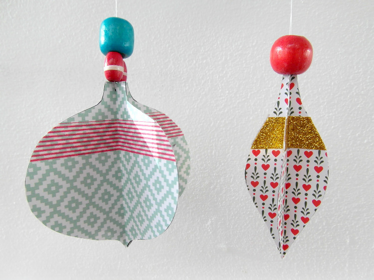 Christmas bauble paper shapes