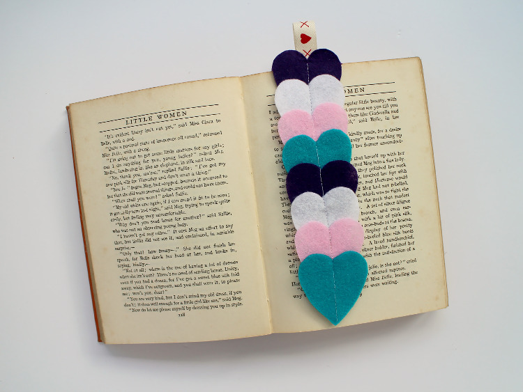Felt heart bookmark as a homemade Valentine's day gift