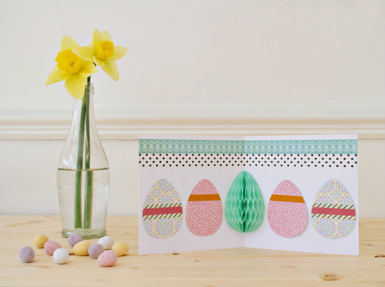 Pop up Easter card with honeycomb paper