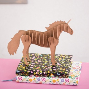 DIY Décor Mini Cardboard Unicorn Kit